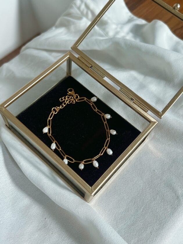Whisper Freshwater Pearl Bracelet - Image 2