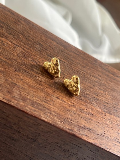 Amour Earrings